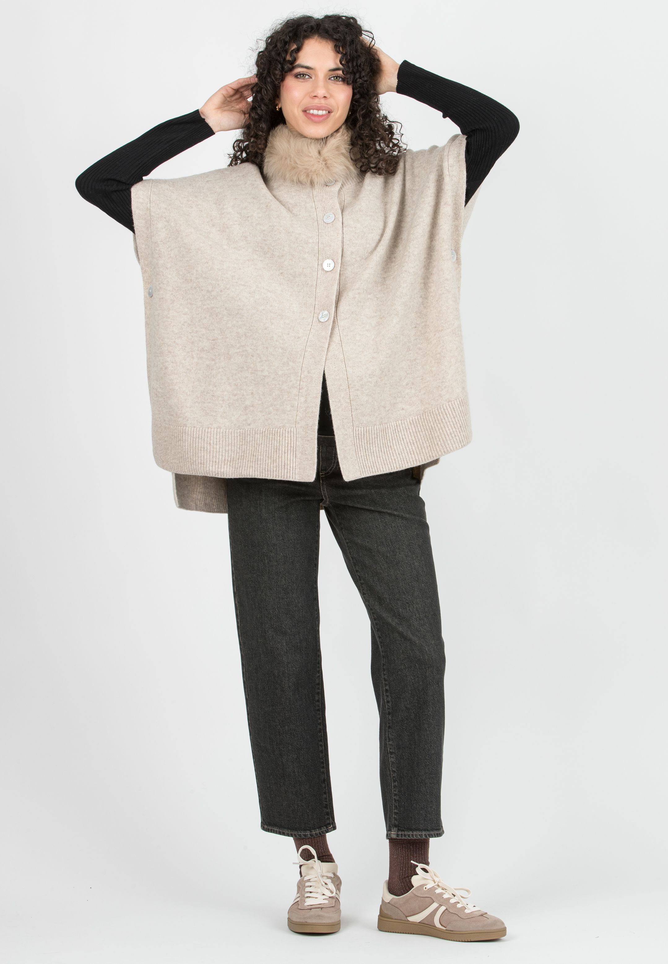 Attesa Maternity ELLIS - Maternity Virgin Wool Cape with Removable Collar