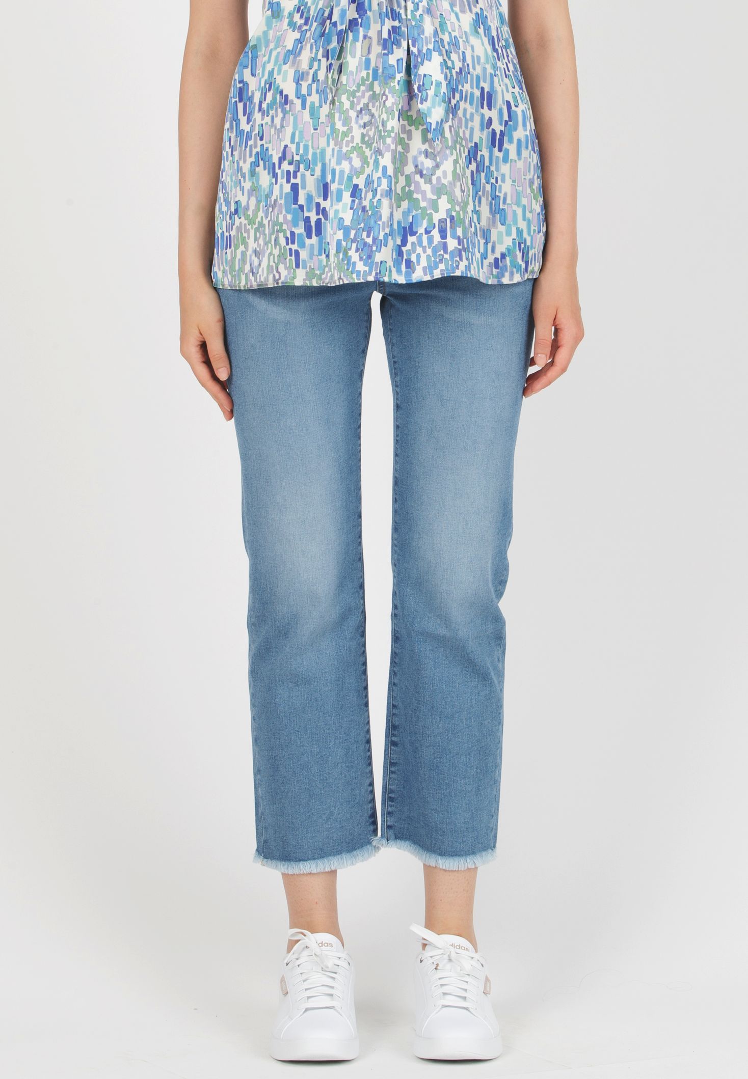 Attesa Maternity GIADA - Straight Maternity Jeans with Frayed Hem